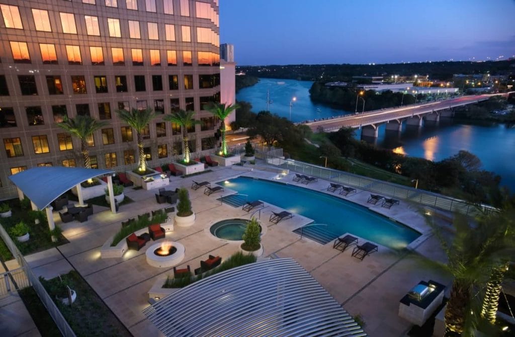 Ashton Downtown Austin Apartments