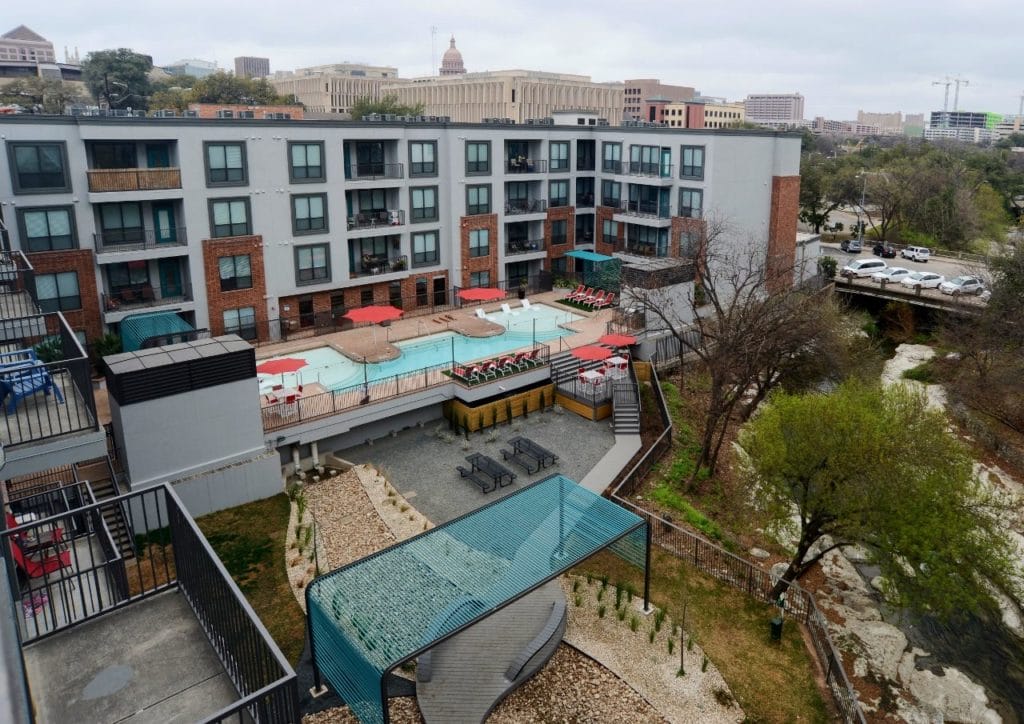 5th Street Commons Downtown Austin Apartments