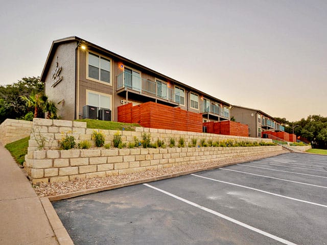 City Scene  apartments