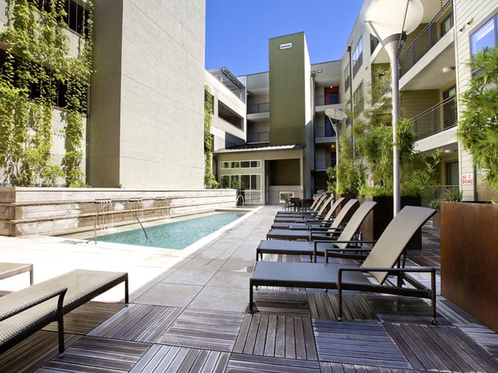 Cole apartments south austin