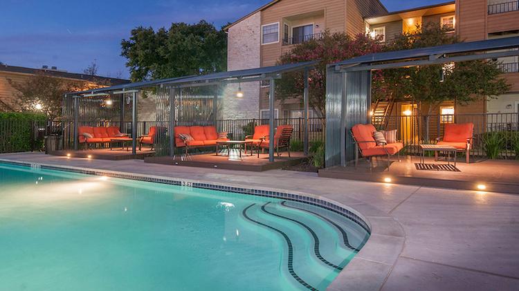 retreat barton creek apartments