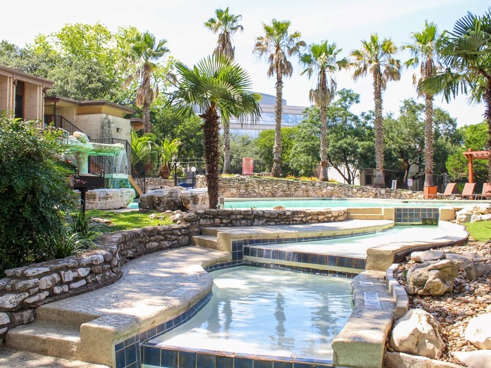 skyline barton creek apartments